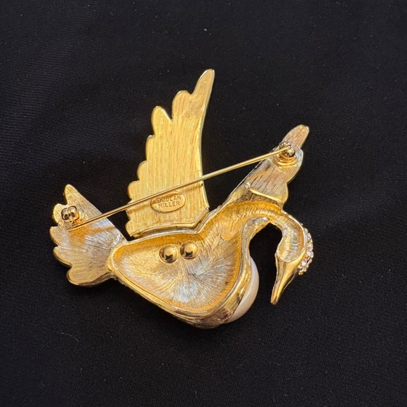 pin - Picture 2 of 2